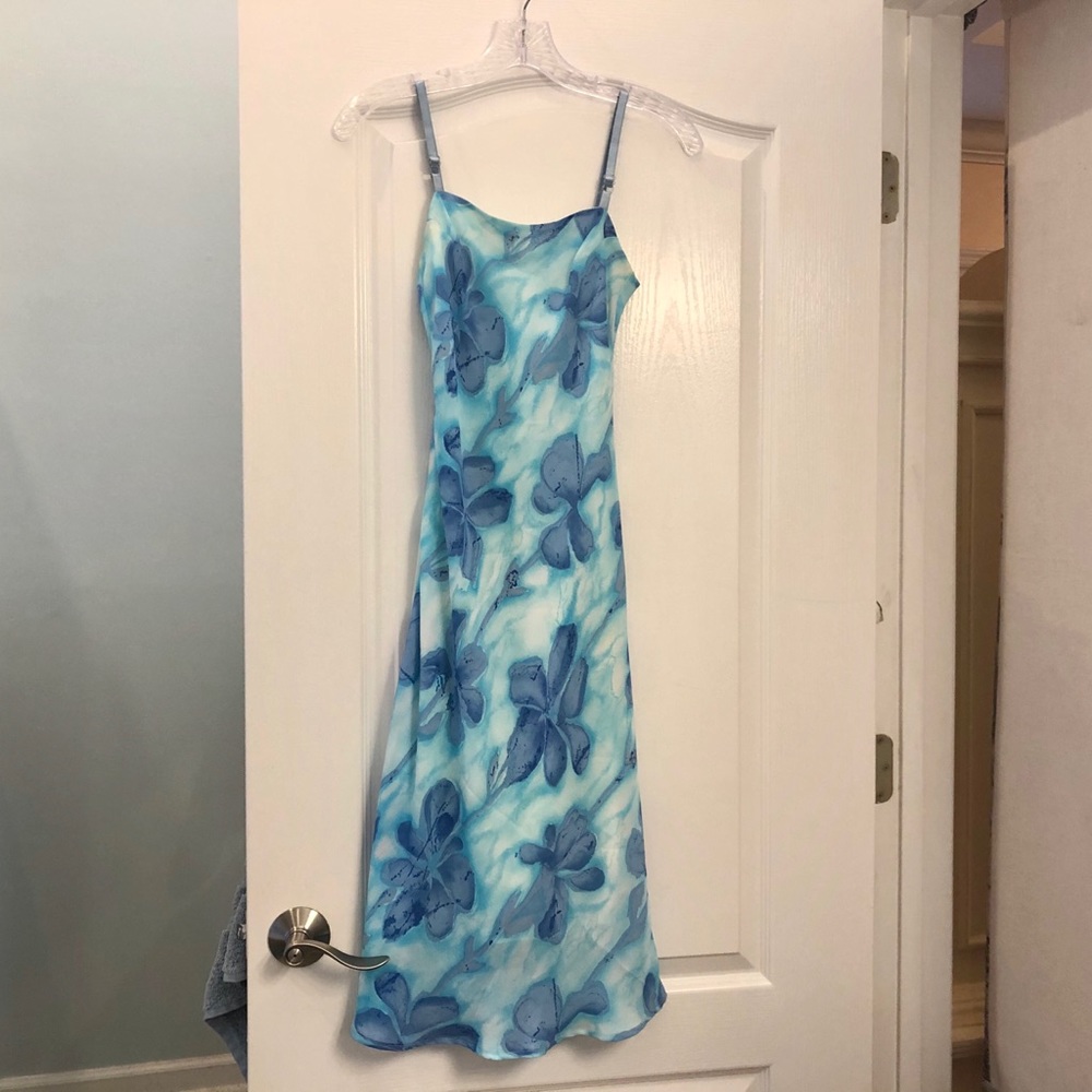 Blue floral midi dress
